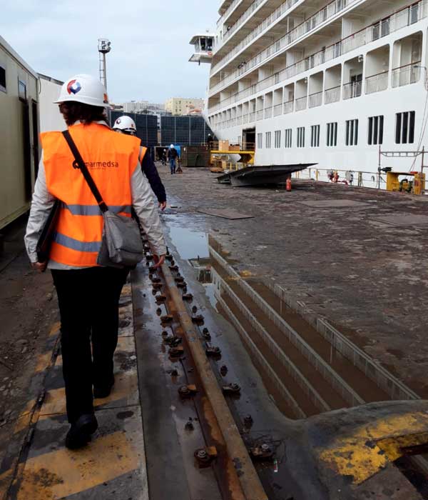 Dry and Wet dock specialist